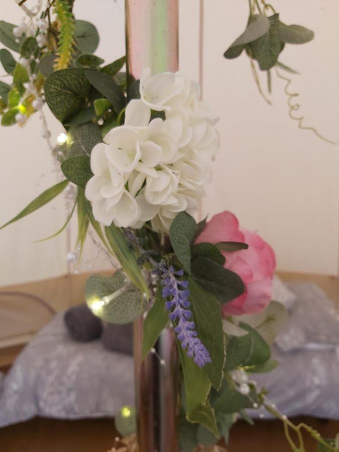 Hopgarden Glamping - Luxury 6M Bell Tent Wadhurst Luaran gambar